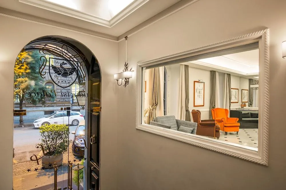Ludovisi Palace Hotel Rome