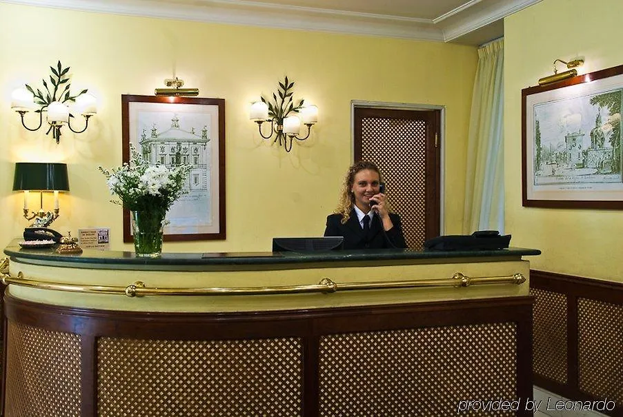 Ludovisi Palace Hotel Rome 4*,